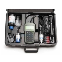 Su geçirmez Taşınabilir EC / TDS / Dirençlilik / Tuzluluk Ölçer